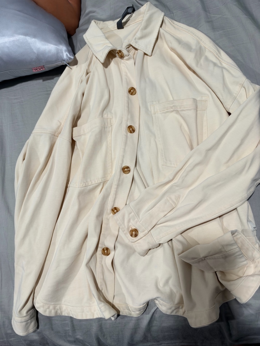 Vuori Cream Button-Front Women's Shirt Jacket
